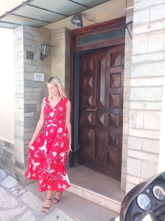 Nafpaktos Apartment And Studios In Port Bagian luar foto
