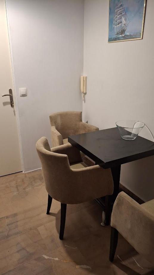 Nafpaktos Apartment And Studios In Port Bagian luar foto
