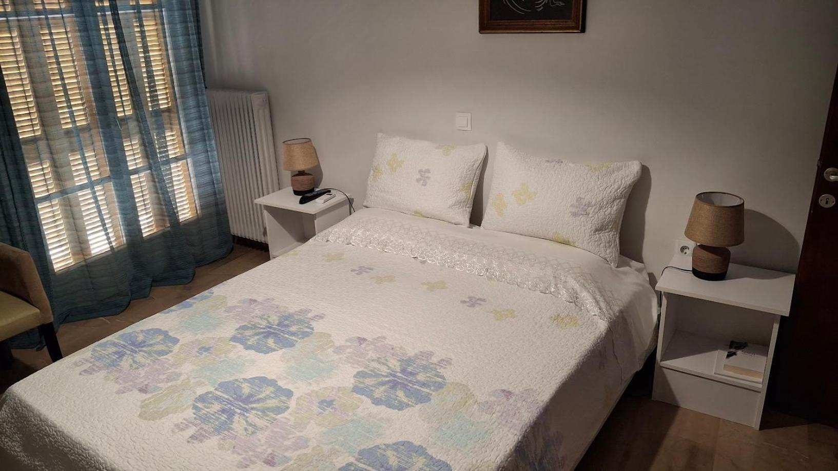 Nafpaktos Apartment And Studios In Port Bagian luar foto
