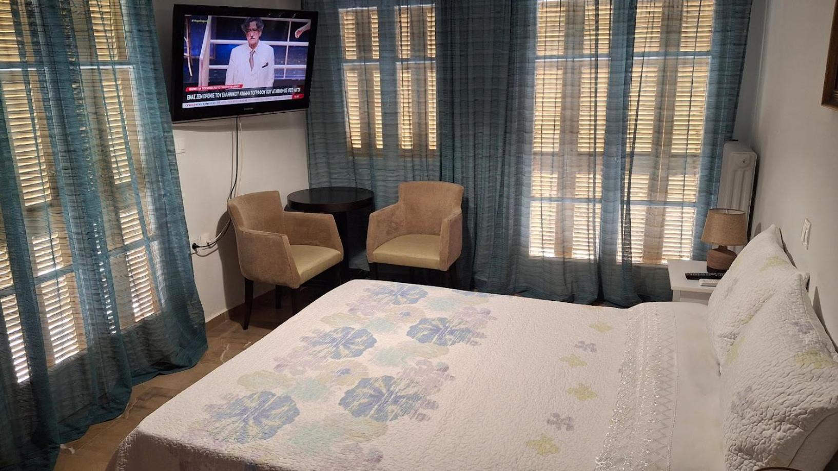 Nafpaktos Apartment And Studios In Port Bagian luar foto